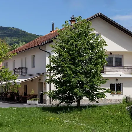 & Pri Stani Vendégház Žerovnica